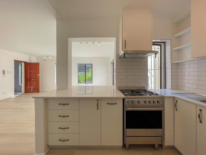 To Let 3 Bedroom Property for Rent in Hout Bay Western Cape